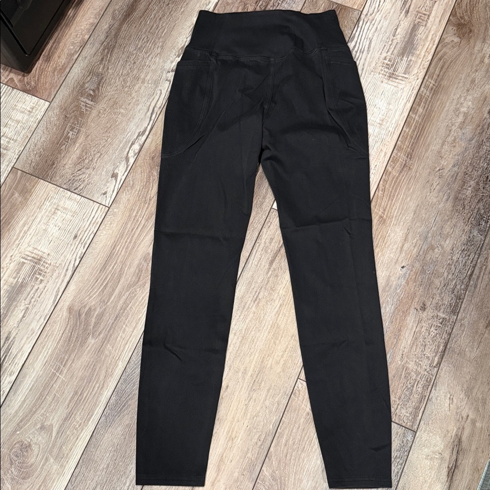 Halara Flex™ Crossover Pocket Denim Work Leggings in Black Denim Size M - Picture 16 of 16
